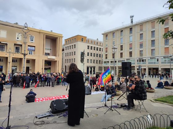 Lecce per il disarmo, artisti e attivisti in piazza contro la guerra - Corriere Salentino