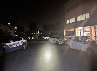 Tentano il furto nella Motorizzazione Civile di Lecce, scatta l’allarme e i ladri sono costretti alla fuga