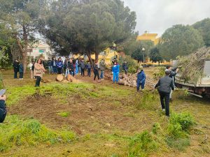 Parco 8 marzo di Gallipoli: al via i lavori di pulizia e riqualificazione - Corriere Salentino