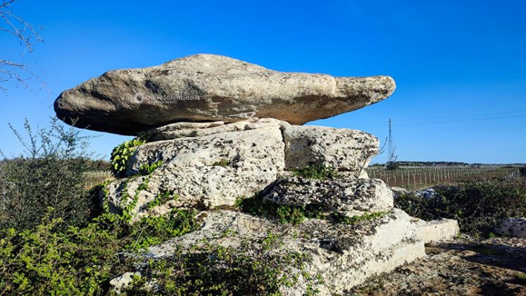 Alla scoperta del Salento: dolmen, menhir e megaliti a Giuggianello - Corriere Salentino