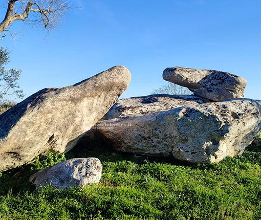 Alla scoperta del Salento: dolmen, menhir e megaliti a Giuggianello