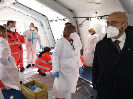 Accolta a Brindisi la nave di Emergency con 105 persone salvate al largo della Libia - Corriere Salentino