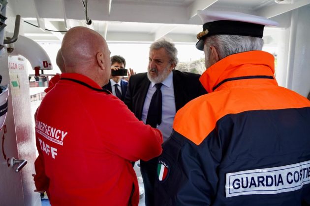 Accolta a Brindisi la nave di Emergency con 105 persone salvate al largo della Libia - Corriere Salentino