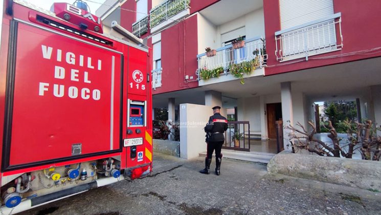 Prima lo scoppio, poi la fiammata. Divampa incendio al secondo piano di una palazzina - Corriere Salentino