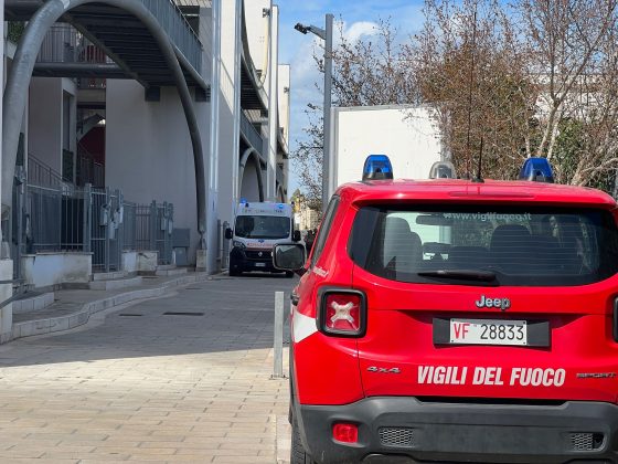 Tragedia in tarda mattinata, divampa incendio in abitazione: muore un uomo di 47 anni - Corriere Salentino