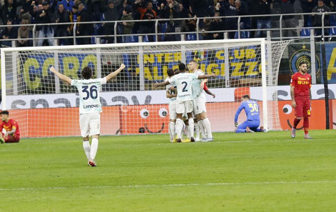 Le luci a San Siro sono solo per l’Inter: Lecce mai pericoloso, contro i nerazzurri finisce 2 a 0 - Corriere Salentino