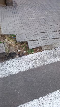 Il consigliere Greco : "Lecce città inaccessibile, occorre vigilare sullo stato degli scivoli e dei marciapiedi" - Corriere Salentino