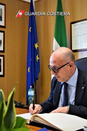 Il Prefetto Luca Rotondi in visita alla Capitaneria di porto di Gallipoli - Corriere Salentino