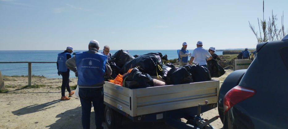 “A Pesca di Plastica”: grande successo per la giornata organizzata da LNI San Foca e FIPSAS - Corriere Salentino