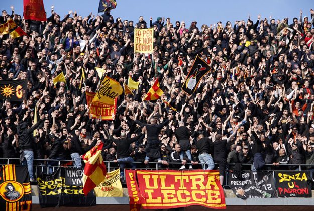 Terza sconfitta di fila, il Lecce torna coi piedi per terra - Corriere Salentino