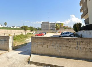 Via Puccini a Lecce, consegna al quartiere del nuovo parcheggio alberato