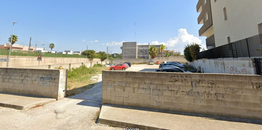 Via Puccini a Lecce, consegna al quartiere del nuovo parcheggio alberato - Corriere Salentino