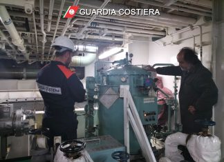 Ispezione nel cantiere navale sul lungomare: emerse presunte irregolarità ambientali
