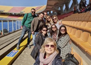 La scuola Peppino Impastato di Veglie in visita ai beniamini giallorossi - Corriere Salentino