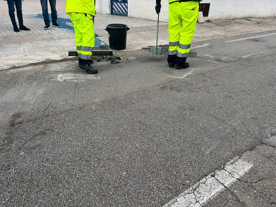 Violento scontro frontale tra moto e furgone, corsa in ospedale per un 46enne: “codice rosso” - Corriere Salentino
