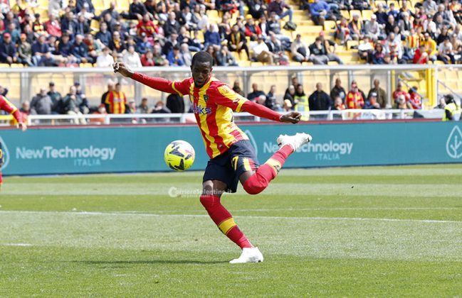 Il Lecce non sa più vincere, contro la Samp è 1 a 1: non basta un primo tempo sontuoso per battere l’ultima in classifica - Corriere Salentino