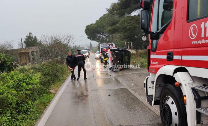 Paura nel Capo di Leuca, perde il controllo dell'auto e si ribalta: corsa in ospedale per una donna - Corriere Salentino