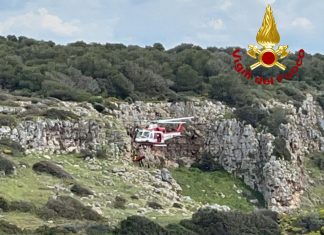 Cade dagli scogli mentre pratica sport, disavventura per un 49enne recuperato con l’elisoccorso