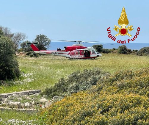 Cade dagli scogli mentre pratica sport, disavventura per un 49enne recuperato con l'elisoccorso - Corriere Salentino