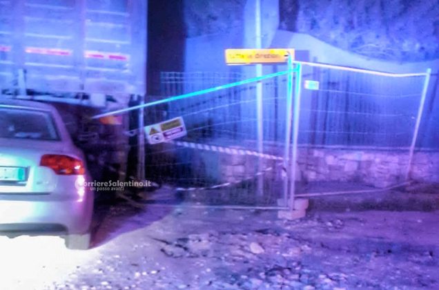 Incidente sulla litoranea: auto contro camion in sosta. Coinvolta intera famiglia, grave la madre - Corriere Salentino