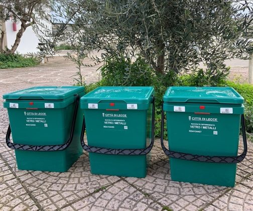 Vetro e metalli, ritiro porta a porta solo in pattumelle verdi - Corriere Salentino