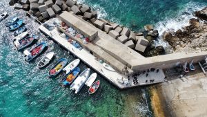 Santa Caterina, al nuovo punto di sbarco ecco il mercatino del pesce a km zero - Corriere Salentino