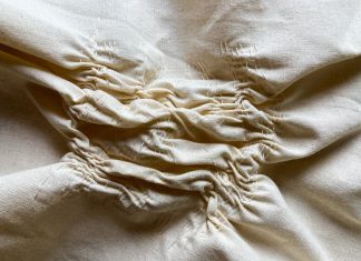 I tessuti ed i ricami simbolici di Sabrina Laiolo per Domus Artist Residency