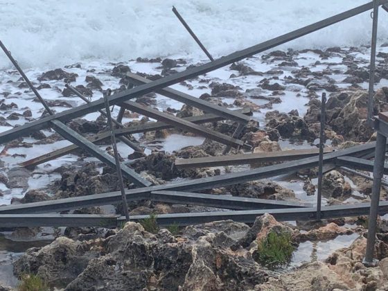 Danni da maltempo anche a Santa Maria di Leuca: semidistrutto un lido, affondata una barca a vela - Corriere Salentino