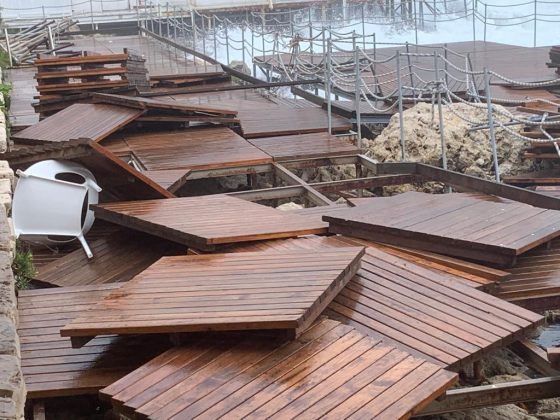 Danni da maltempo anche a Santa Maria di Leuca: semidistrutto un lido, affondata una barca a vela - Corriere Salentino