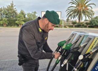 Benzina mischiata a carburante agricolo, scatta il sequestro dell’impianto di distribuzione: denunciato il gestore