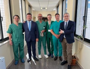La nuova terapia per il reflusso gastroesofageo sbarca in Puglia. Effettuati i primi tre interventi con il Prof. Jorg Zehetner dell’Università di Berna - Corriere Salentino