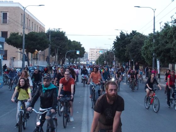 La Ciemmona a Lecce, biciclette di tutto il mondo per le strade del capoluogo salentino - Corriere Salentino