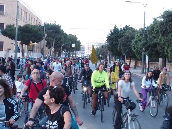 La Ciemmona a Lecce, biciclette di tutto il mondo per le strade del capoluogo salentino - Corriere Salentino