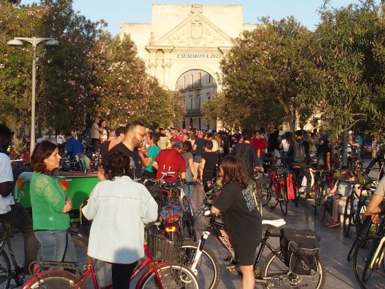 La Ciemmona a Lecce, biciclette di tutto il mondo per le strade del capoluogo salentino - Corriere Salentino