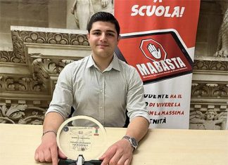 Premio Leonardo 2023 a Mirko Cazzato per “Mabasta” e l’impegno contro il bullismo
