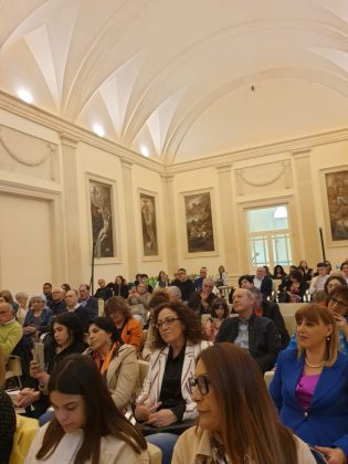 Concorso di poesia “Trofeo di Lecce”, ecco i nomi dei premiati dell'edizione 2023 - Corriere Salentino