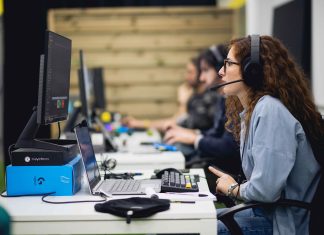 Conversation e Prompt Designer: dietro chatbot e assistenti virtuali, la professione con formazione umanistica che piace alle donne