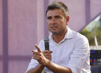 Alessandro Di Battista alla riconquista della Puglia: dalle promesse mancate alle delusioni dell’ex leader della rivoluzione pentastellata. “Schierarsi” contro la guerra