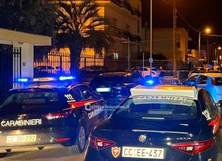 Freddato vicino a compagna e figlioletto: è caccia ad un commando di quattro persone