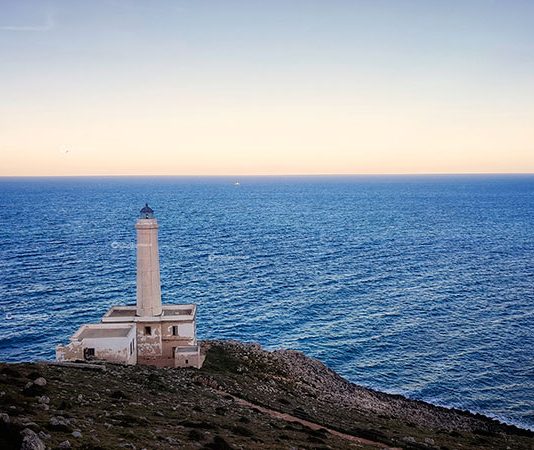 Alla scoperta del Salento: I fari, colonne portanti delle notti e ancore di salvezza dei naviganti