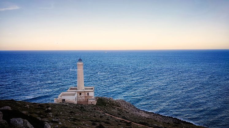 Alla scoperta del Salento: I fari, colonne portanti delle notti e ancore di salvezza dei naviganti - Corriere Salentino