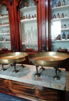 L’Antica farmacia di Don Pazio Nestola oggi è una Farmacia-Museo che richiama tanti visitatori e curiosi di questo piccolo mondo antico - Corriere Salentino