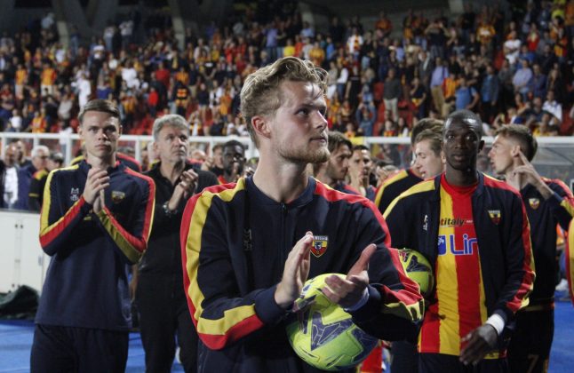 Il Lecce perde 2 a 3, ma la sconfitta non rovina la festa. Standing ovation per Umtiti - Corriere Salentino