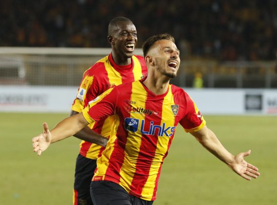 Il Lecce perde 2 a 3, ma la sconfitta non rovina la festa. Standing ovation per Umtiti - Corriere Salentino