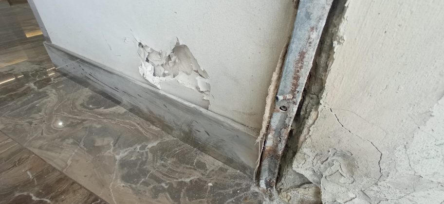 Duplice attentato sullo Ionio: ordigno contro caffetteria, fiamme al gazebo di un discobar - Corriere Salentino