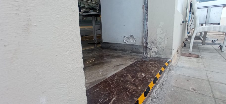 Duplice attentato sullo Ionio: ordigno contro caffetteria, fiamme al gazebo di un discobar - Corriere Salentino