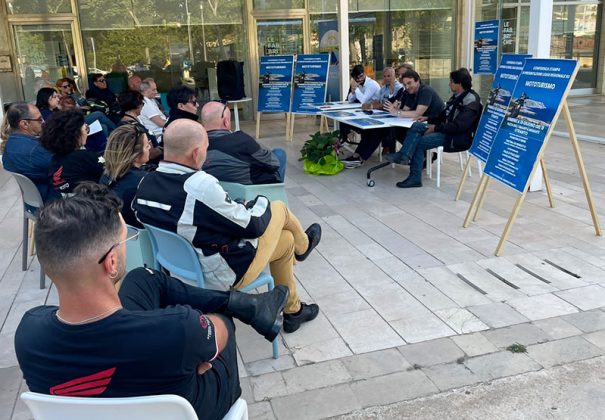 Mototurismo, presentata ad Otranto proposta di legge. Pagliaro: “Turisti in moto alla scoperta del nostro territorio" - Corriere Salentino