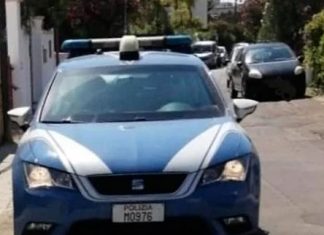 Tenta di disfarsi della cocaina prima del controllo: in arresto