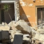 Boato nel centro abitato: crolla grosso muro di un'abitazione. Struttura inagibile - Corriere Salentino