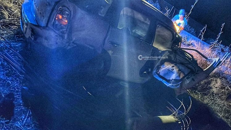 Schianto contro un palo in cemento, poi la corsa in ospedale con “codice rosso”: feriti due giovani - Corriere Salentino